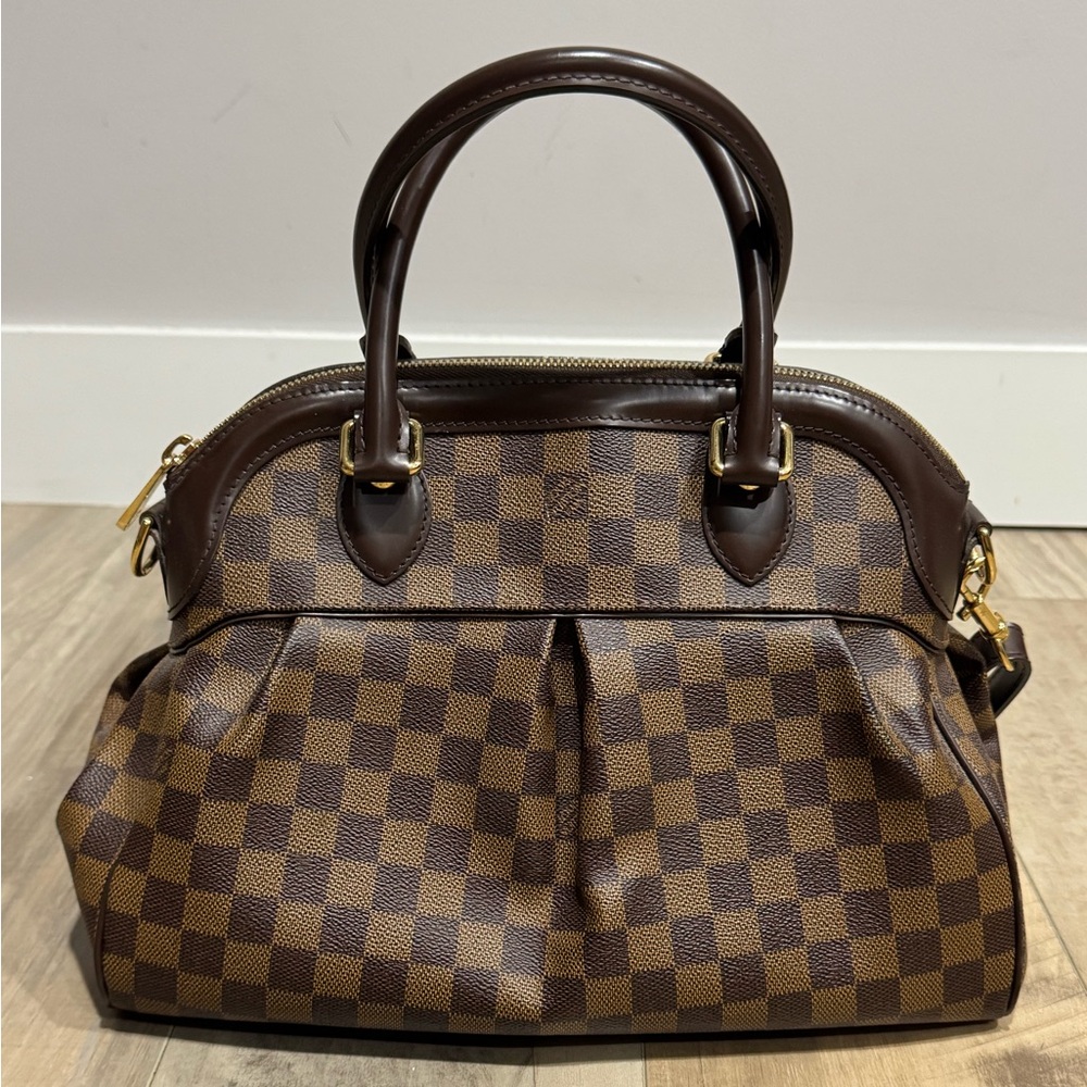 LOUIS VUITTON  Damier Ebene Trevi PM